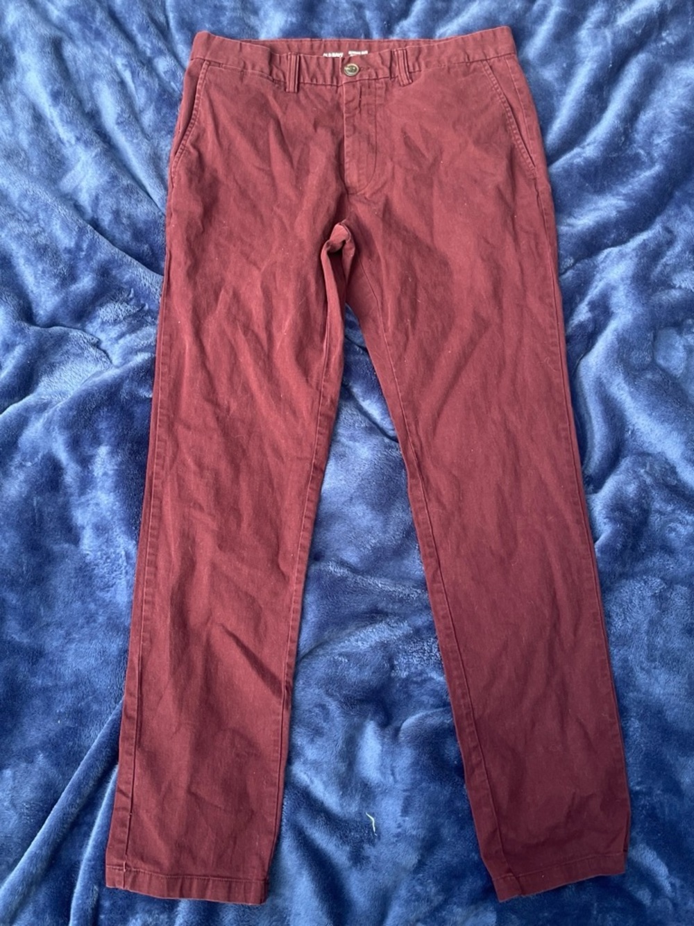 Old Navy Men's Burgundy Chino Pants